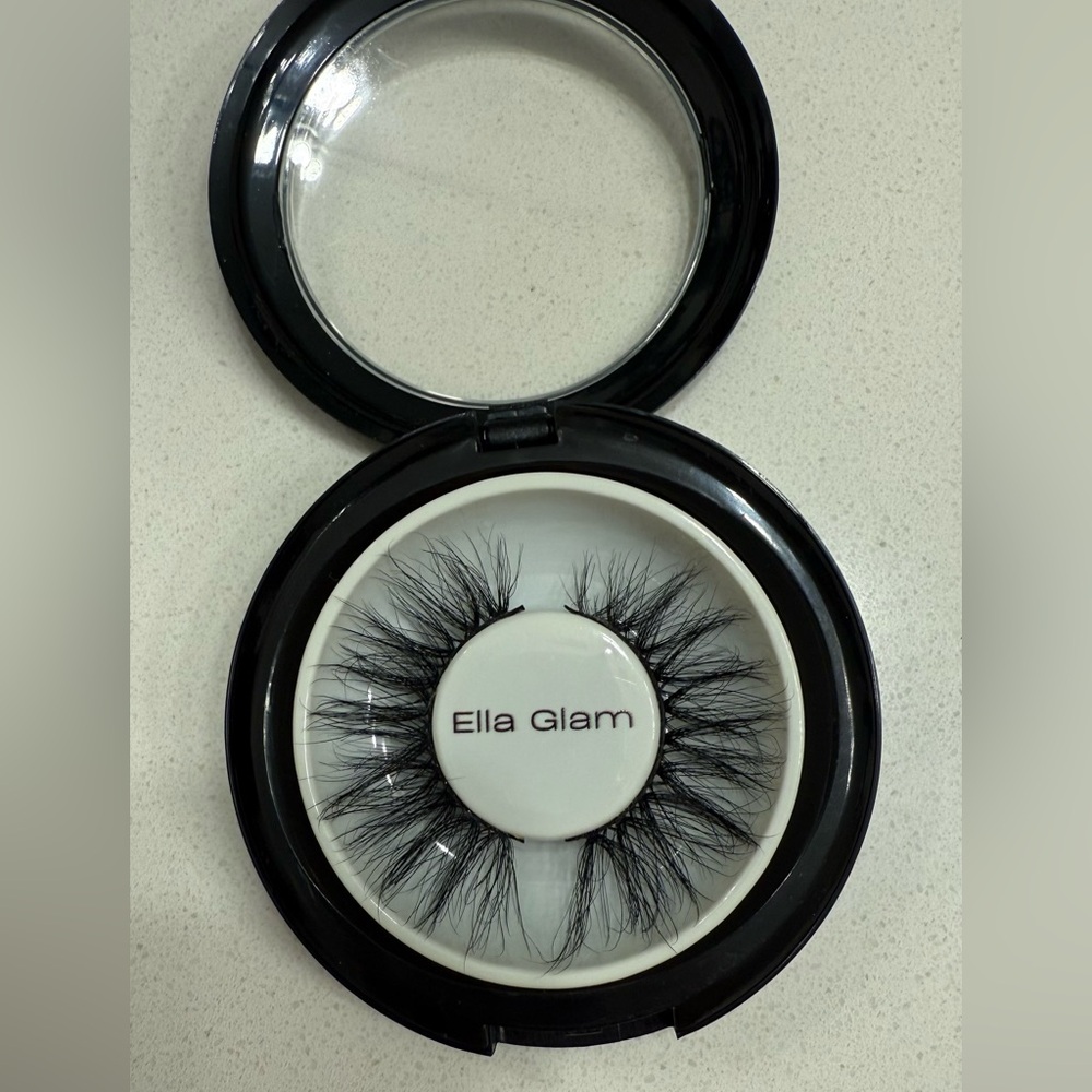 Ella Glam 100% Handmade Mink Eyelashes